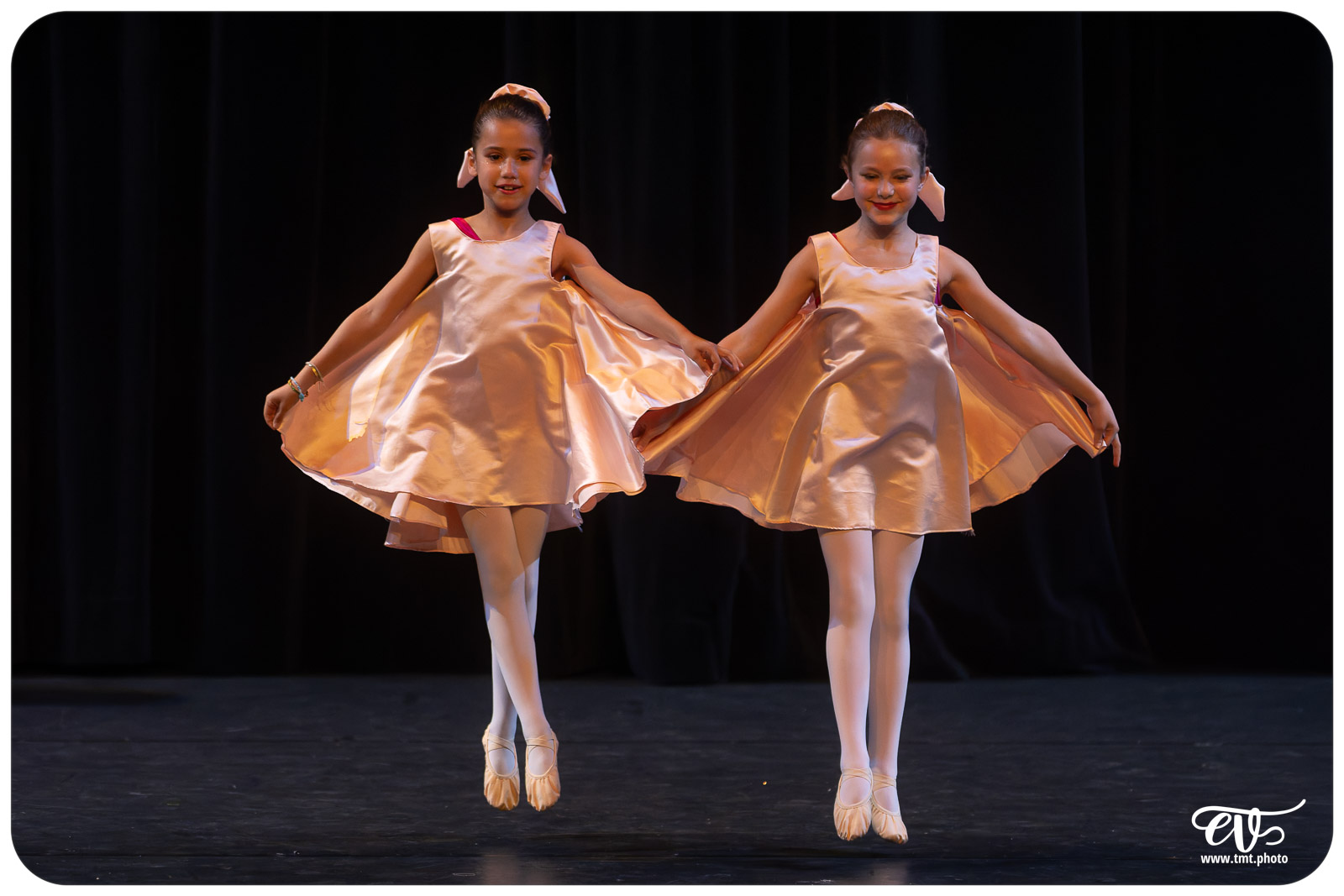 ECOLE DE DANSE CÉCILE ADAMOW